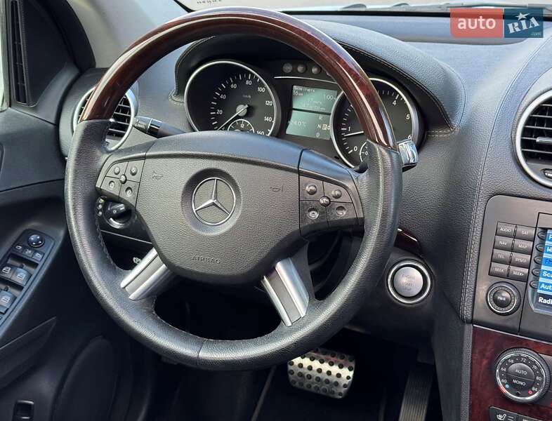 Внедорожник / Кроссовер Mercedes-Benz GL-Class 2008 в Киеве фото 33 Внедорожник / Кроссовер Mercedes-Benz GL-Class 2008 в Киеве
