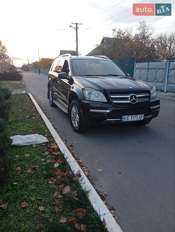 Внедорожник / Кроссовер Mercedes-Benz GL-Class 2011 в Соленом