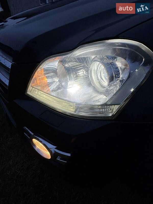 Внедорожник / Кроссовер Mercedes-Benz GL-Class 2009 в Дубно