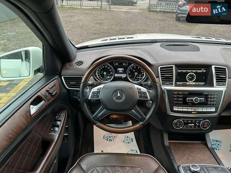Позашляховик / Кросовер Mercedes-Benz GL-Class 2015 в Львові фото 36 Позашляховик / Кросовер Mercedes-Benz GL-Class 2015 в Львові