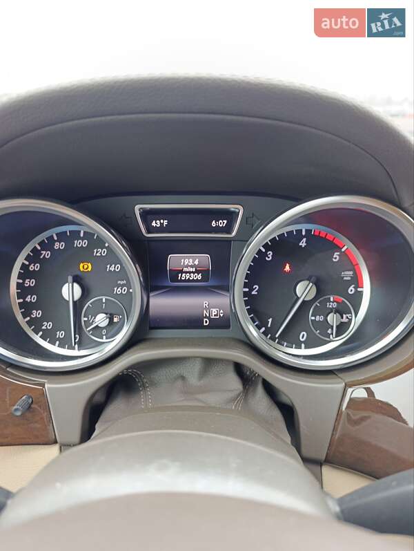 Позашляховик / Кросовер Mercedes-Benz GL-Class 2014 в Києві