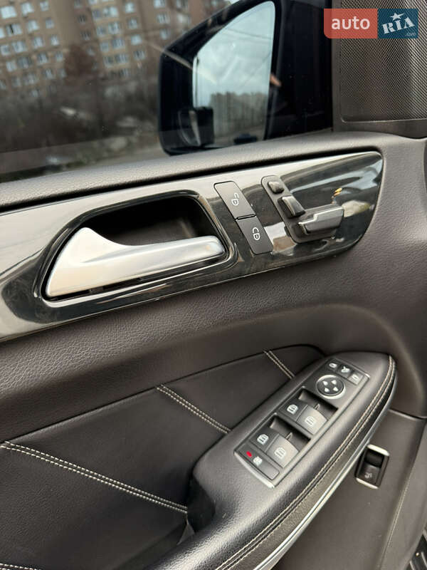 Внедорожник / Кроссовер Mercedes-Benz GL-Class 2013 в Киеве фото 10 Внедорожник / Кроссовер Mercedes-Benz GL-Class 2013 в Киеве