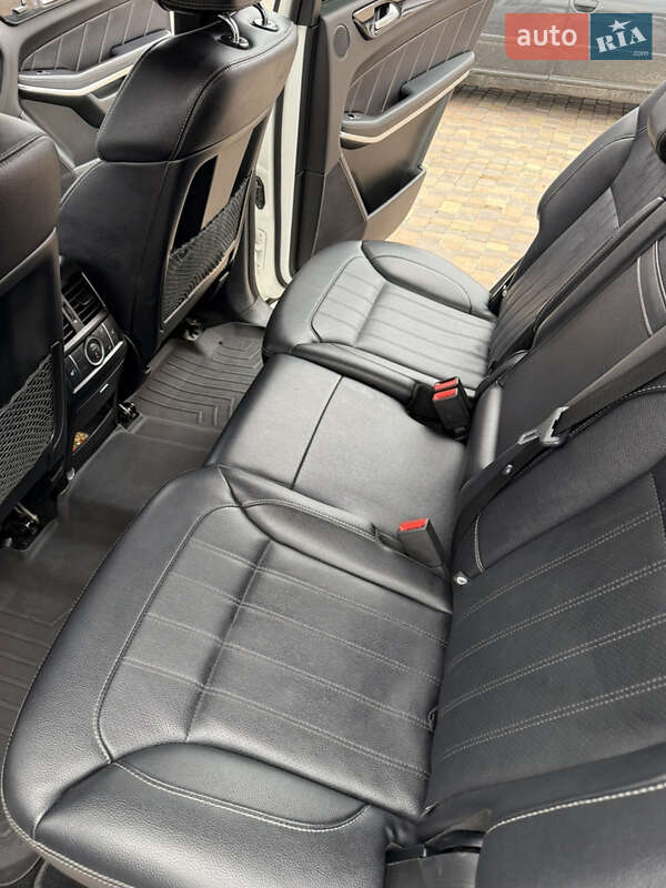 Внедорожник / Кроссовер Mercedes-Benz GL-Class 2013 в Киеве фото 11 Внедорожник / Кроссовер Mercedes-Benz GL-Class 2013 в Киеве