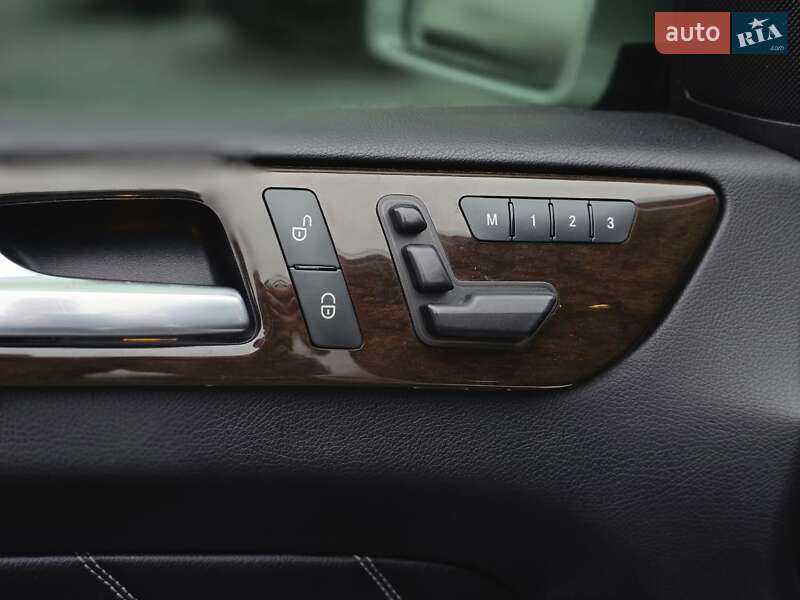 Позашляховик / Кросовер Mercedes-Benz GL-Class 2014 в Рівному