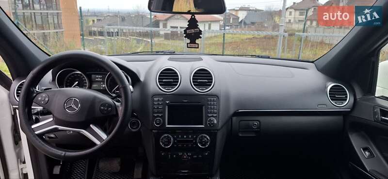 Внедорожник / Кроссовер Mercedes-Benz GL-Class 2011 в Ивано-Франковске фото 22 Внедорожник / Кроссовер Mercedes-Benz GL-Class 2011 в Ивано-Франковске