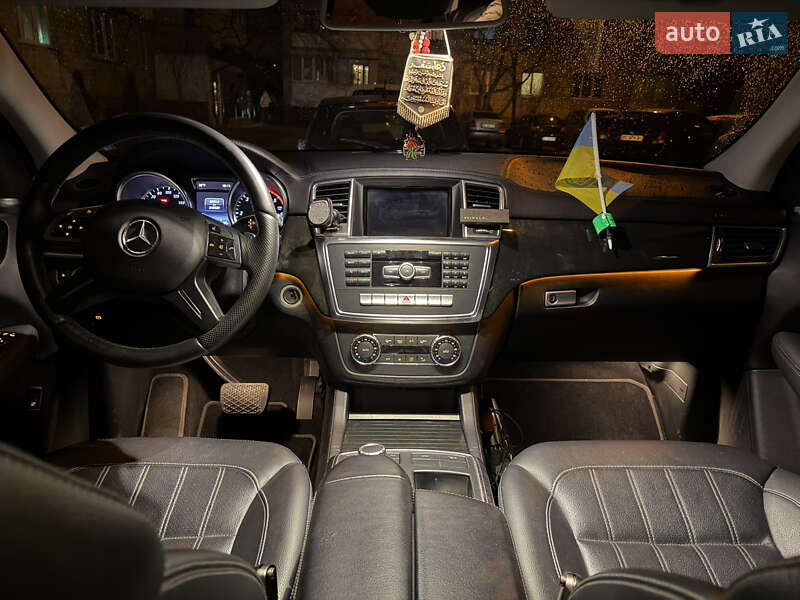Внедорожник / Кроссовер Mercedes-Benz GL-Class 2015 в Львове фото 8 Внедорожник / Кроссовер Mercedes-Benz GL-Class 2015 в Львове