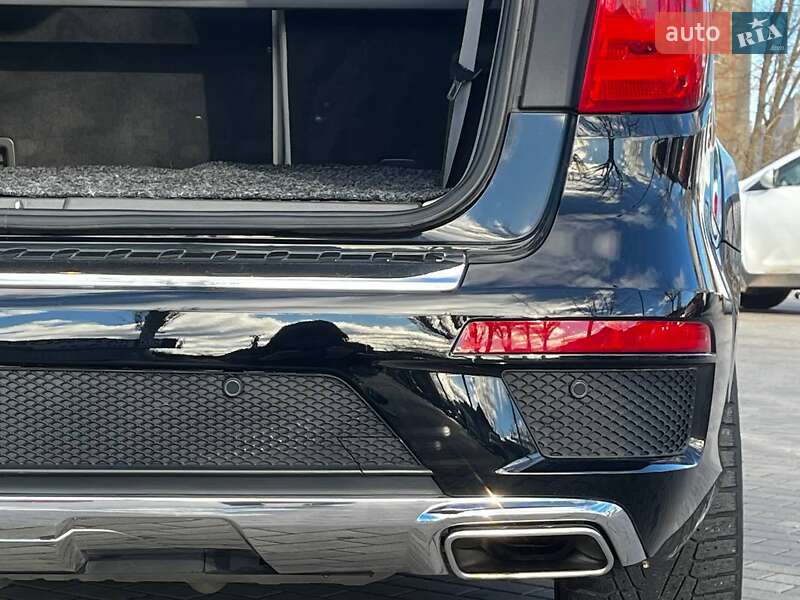 Внедорожник / Кроссовер Mercedes-Benz GL-Class 2016 в Днепре фото 12 Внедорожник / Кроссовер Mercedes-Benz GL-Class 2016 в Днепре