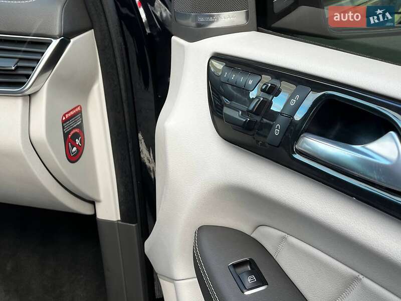 Внедорожник / Кроссовер Mercedes-Benz GL-Class 2016 в Днепре фото 18 Внедорожник / Кроссовер Mercedes-Benz GL-Class 2016 в Днепре