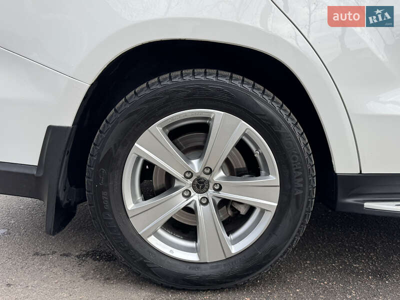 Позашляховик / Кросовер Mercedes-Benz GL-Class 2015 в Смілі