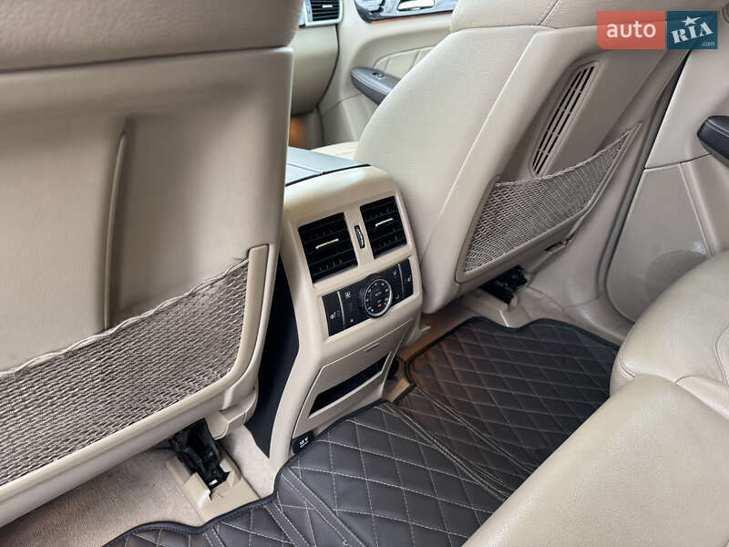 Позашляховик / Кросовер Mercedes-Benz GL-Class 2015 в Смілі