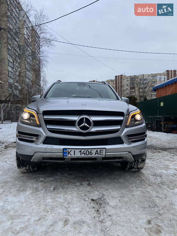 Позашляховик / Кросовер Mercedes-Benz GL-Class 2015 в Києві