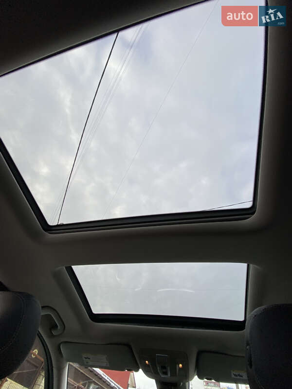 Позашляховик / Кросовер Mercedes-Benz GL-Class 2015 в Києві