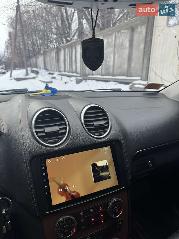 Внедорожник / Кроссовер Mercedes-Benz GL-Class 2006 в Чернигове