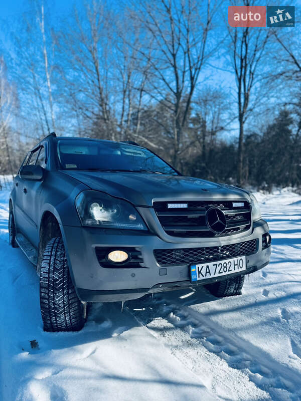 Внедорожник / Кроссовер Mercedes-Benz GL-Class 2006 в Прилуках