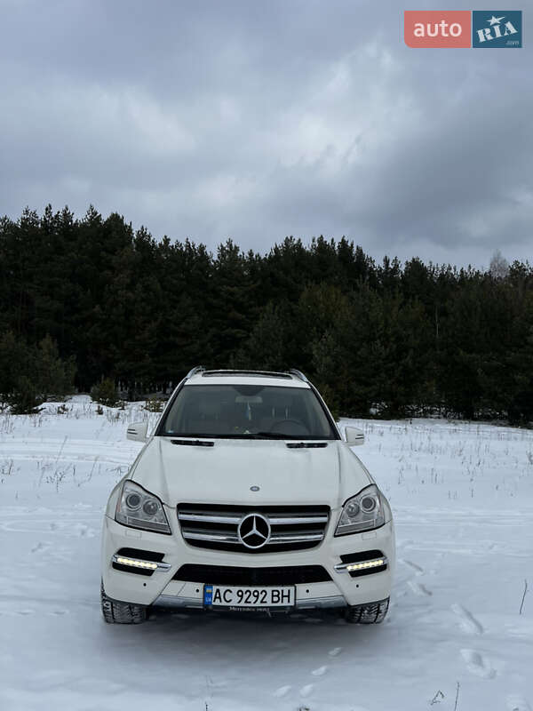 Mercedes-Benz GL-Class 2012