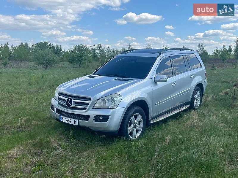 Mercedes-Benz GL-Class