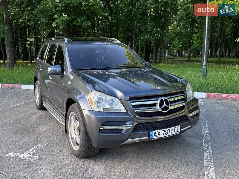 Mercedes-Benz GL-Class