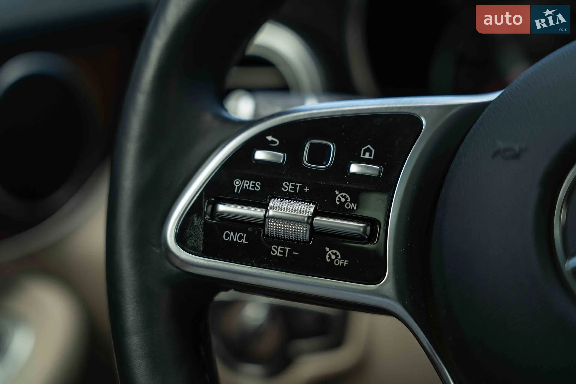 2020 Mercedes-Benz GL-klasse - мініатюра 31