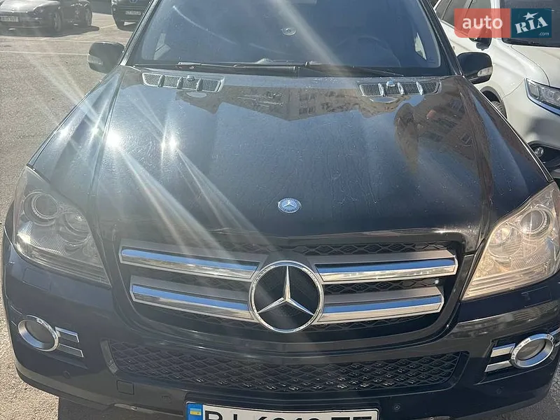 Mercedes-Benz GL-Class