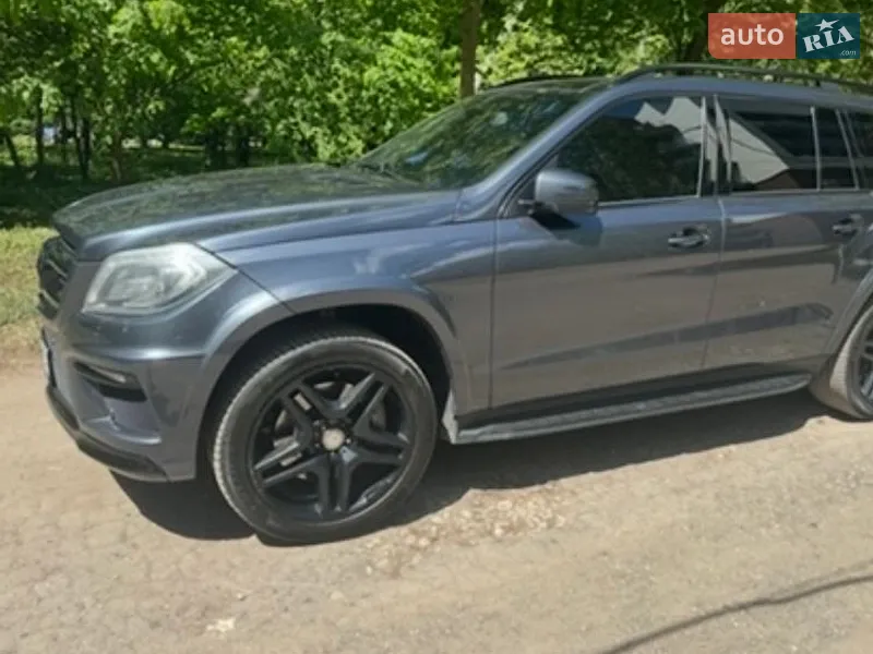 Mercedes-Benz GL-Class