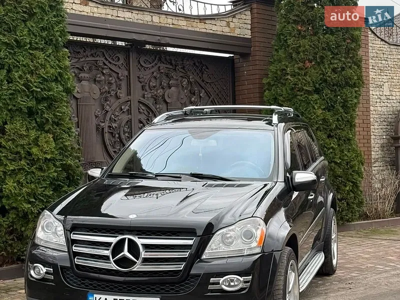 Mercedes-Benz GL-Class