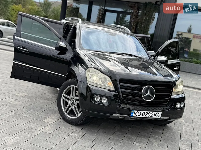 Mercedes-Benz GL-Class
