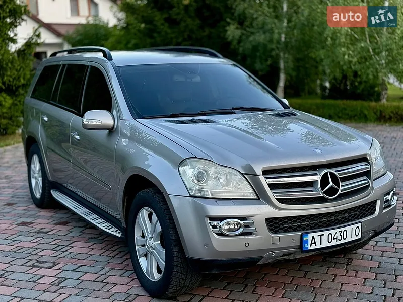 Mercedes-Benz GL-Class