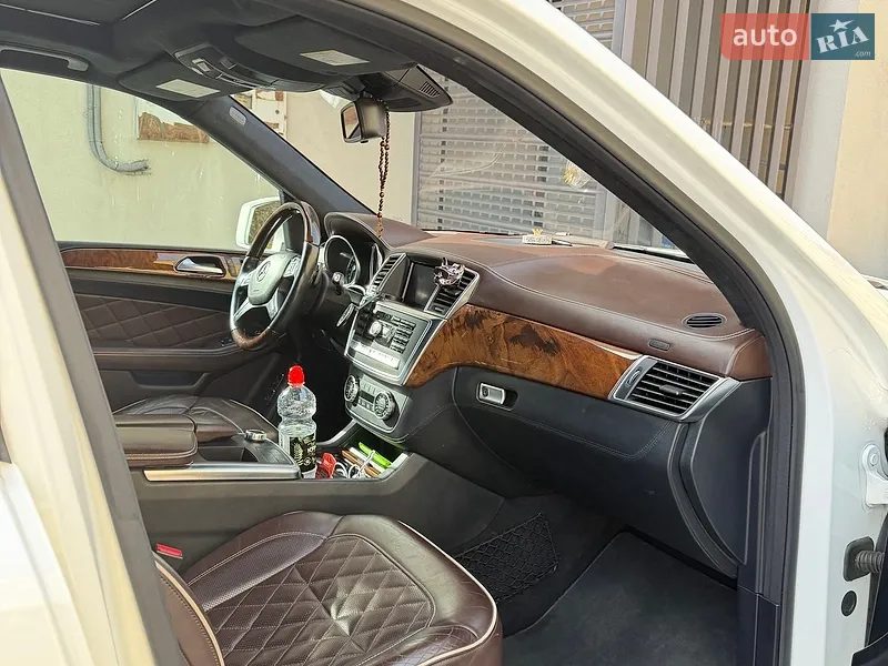 Mercedes-Benz GL-Class