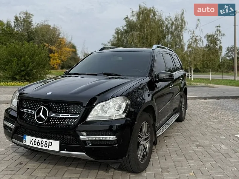 Mercedes-Benz GL-Class