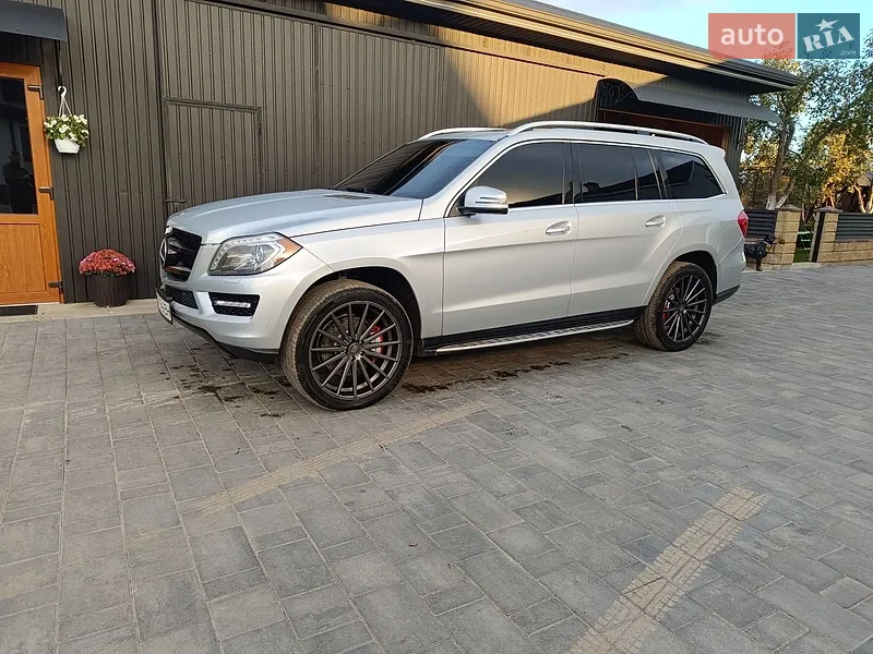 Mercedes-Benz GL-Class