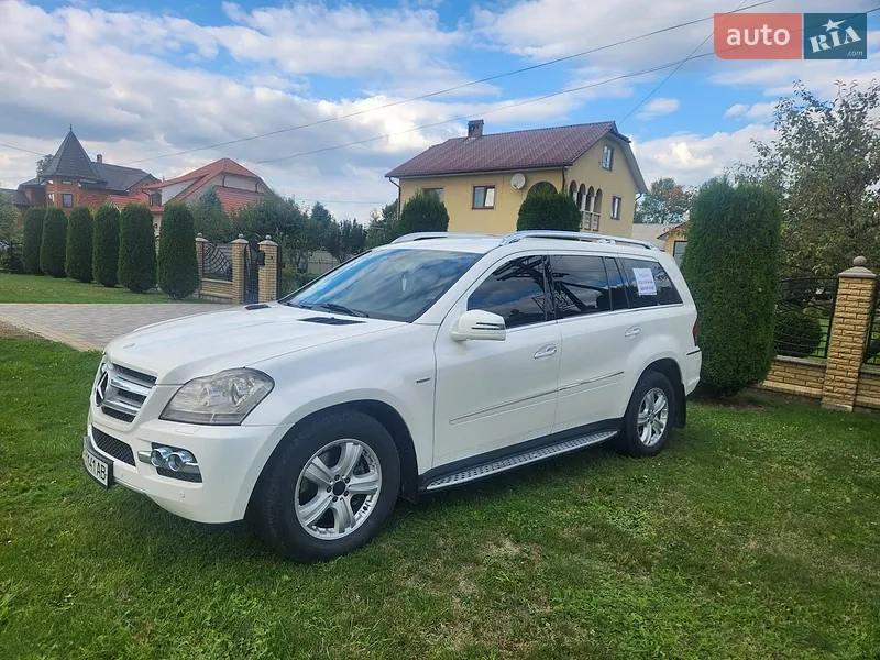 Mercedes-Benz GL-Class