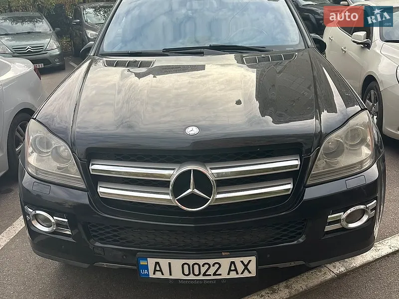 Mercedes-Benz GL-Class