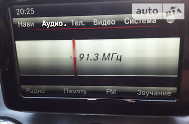 Позашляховик / Кросовер Mercedes-Benz GLA-Class 2015 в 