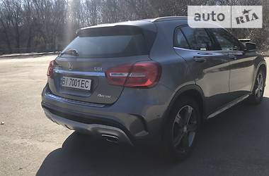 Позашляховик / Кросовер Mercedes-Benz GLA-Class 2015 в Полтаві