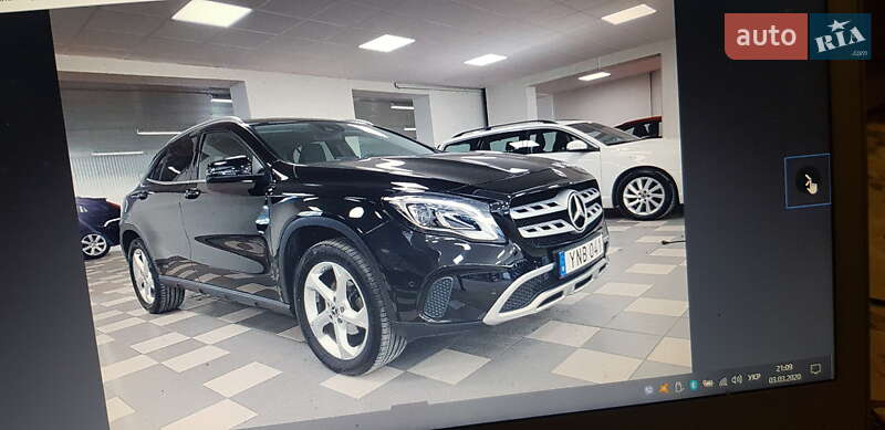 Внедорожник / Кроссовер Mercedes-Benz GLA-Class 2017 в Хмельницком