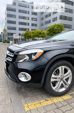 Внедорожник / Кроссовер Mercedes-Benz GLA-Class 2018 в 