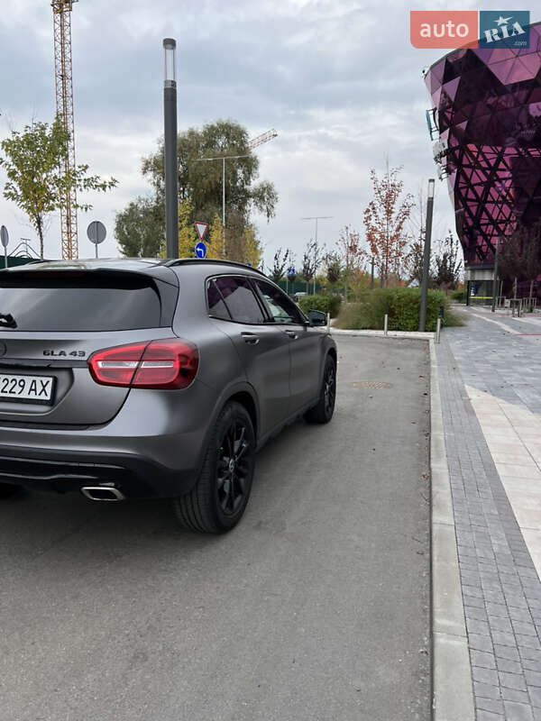 Внедорожник / Кроссовер Mercedes-Benz GLA-Class 2014 в Киеве