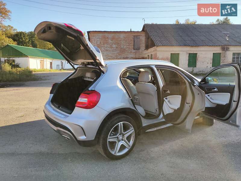 Позашляховик / Кросовер Mercedes-Benz GLA-Class 2017 в Полтаві