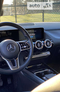 Внедорожник / Кроссовер Mercedes-Benz GLA-Class 2020 в 