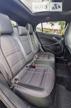 Внедорожник / Кроссовер Mercedes-Benz GLA-Class 2017 в 