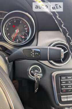 Внедорожник / Кроссовер Mercedes-Benz GLA-Class 2017 в 