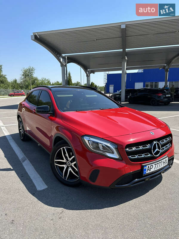 Позашляховик / Кросовер Mercedes-Benz GLA-Class 2018 в Дніпрі