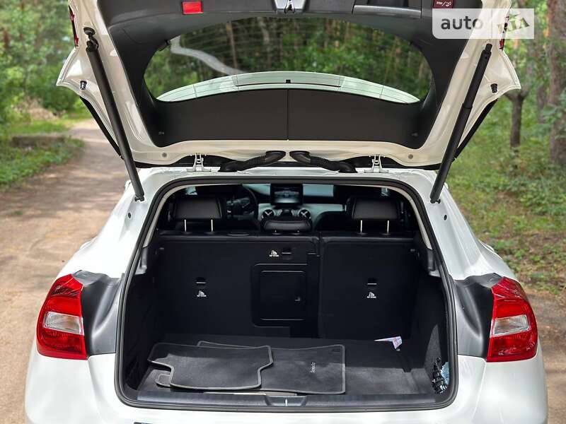 Позашляховик / Кросовер Mercedes-Benz GLA-Class 2019 в Кропивницькому