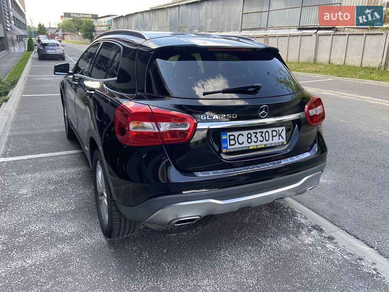 Внедорожник / Кроссовер Mercedes-Benz GLA-Class 2018 в Львове фото 7 Внедорожник / Кроссовер Mercedes-Benz GLA-Class 2018 в Львове