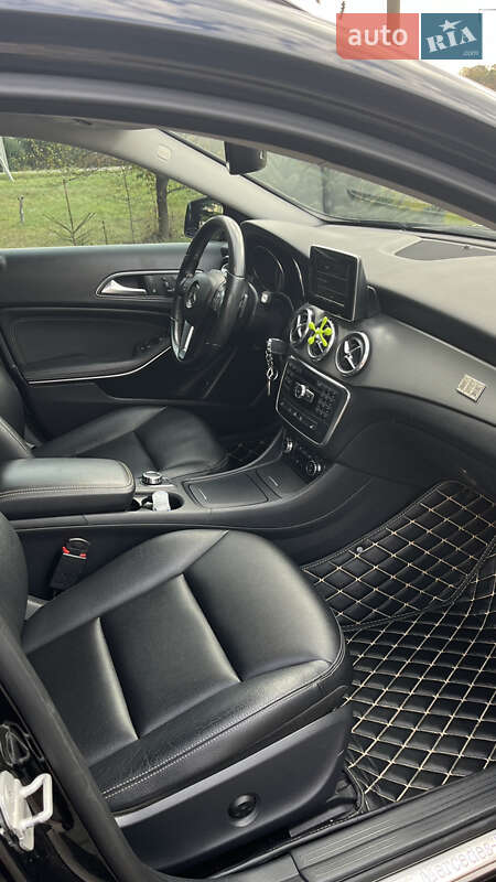 Позашляховик / Кросовер Mercedes-Benz GLA-Class 2015 в Львові