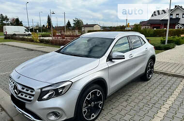 Внедорожник / Кроссовер Mercedes-Benz GLA-Class 2020 в Киеве