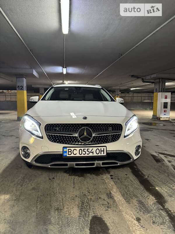 Позашляховик / Кросовер Mercedes-Benz GLA-Class 2018 в Львові