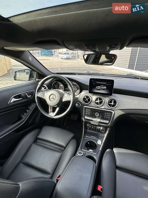 Внедорожник / Кроссовер Mercedes-Benz GLA-Class 2019 в Киеве
