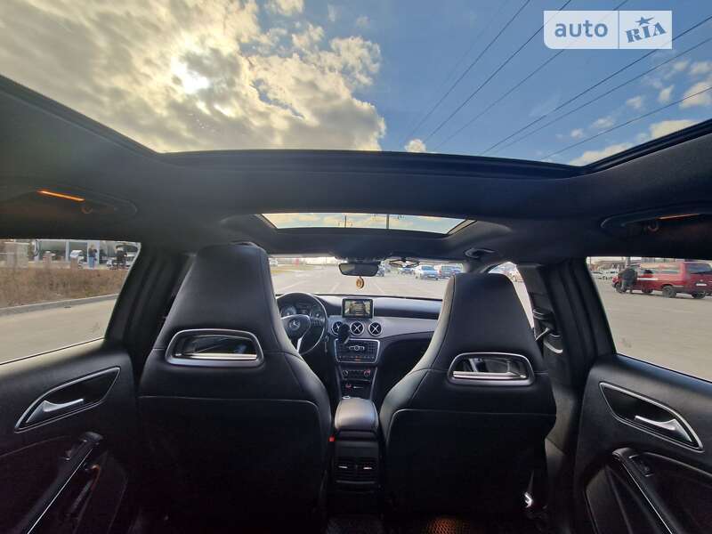 Внедорожник / Кроссовер Mercedes-Benz GLA-Class 2014 в Ирпене