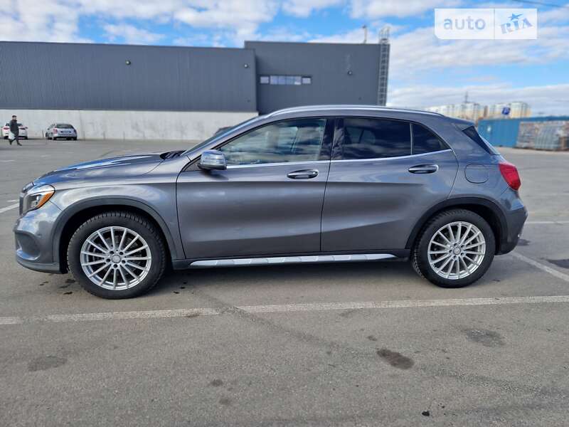 Внедорожник / Кроссовер Mercedes-Benz GLA-Class 2014 в Ирпене